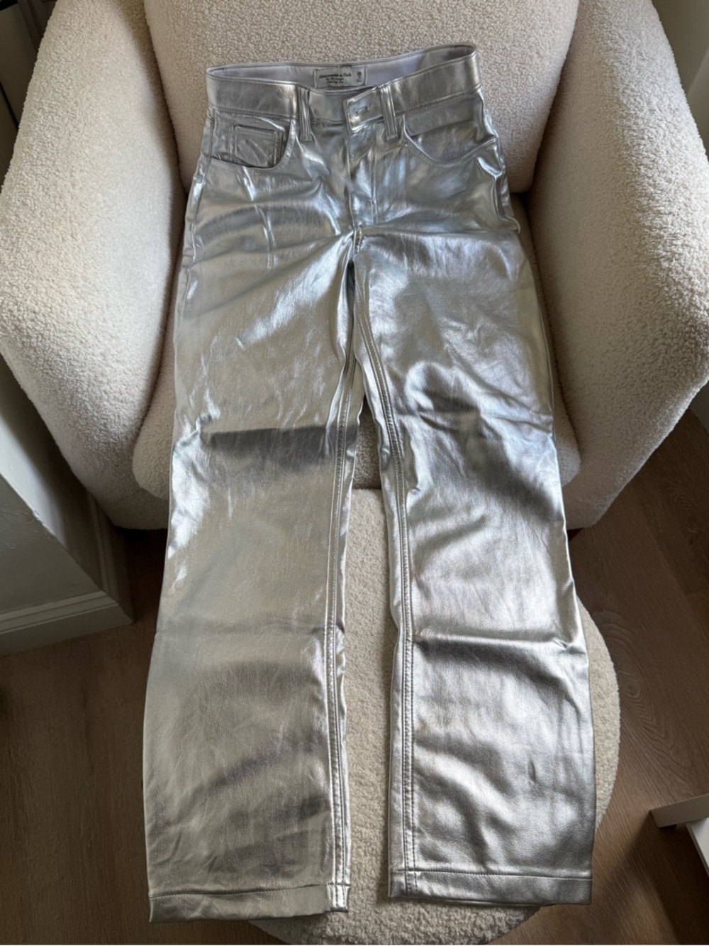 Abercrombie 90s Straight Ultra High-Rise Pants - Metallic Size 26/2S